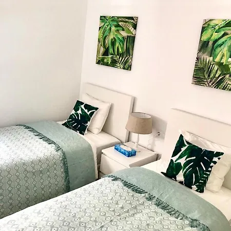 Apartment 3 Bedrooms Luxury *