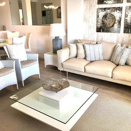 3 Bedrooms Luxury Apartment Marbella